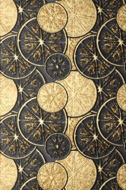 Tấm ảnh trừu tượng lấp lánh với nhũ vàng thu hút mọi ánh nhìn.